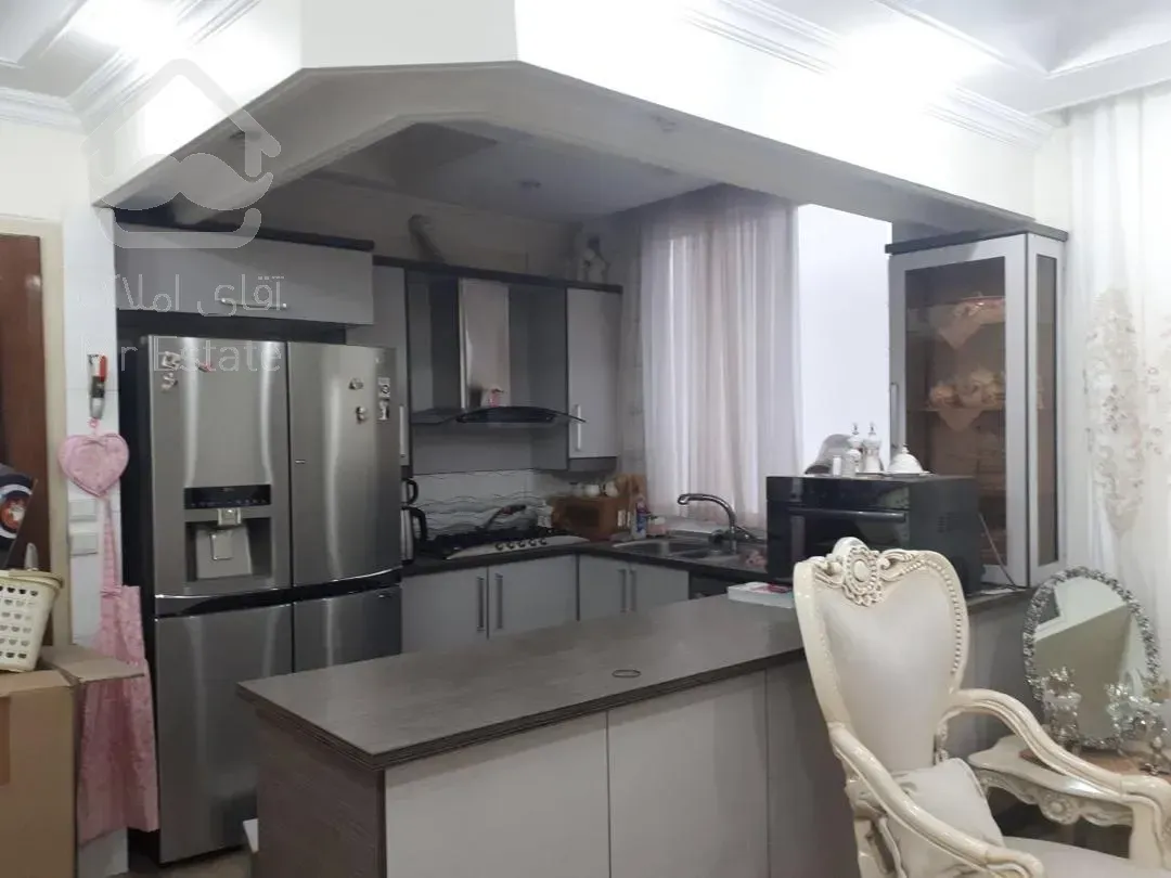 رهن کامل ۶۰متری و تک خواب فردوس شرق