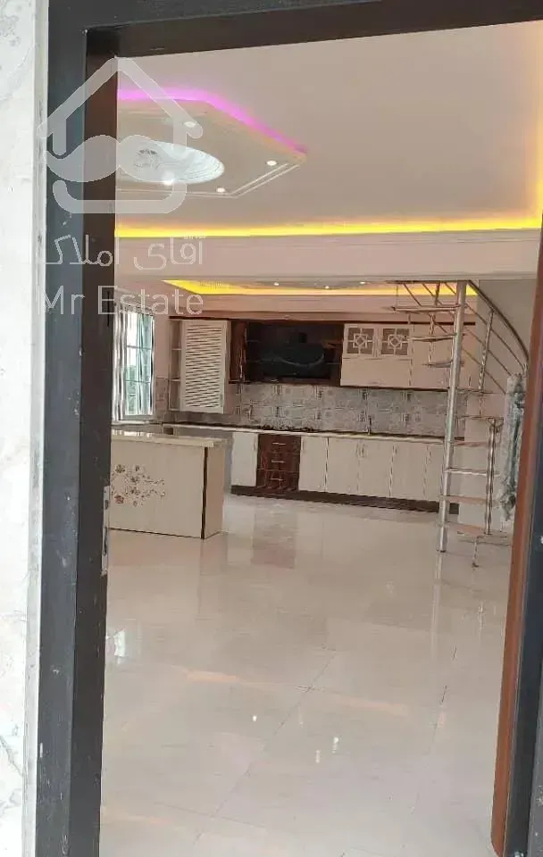 250متر.با ویلا نوساز به متراژ99متر دارای بهارخواب.