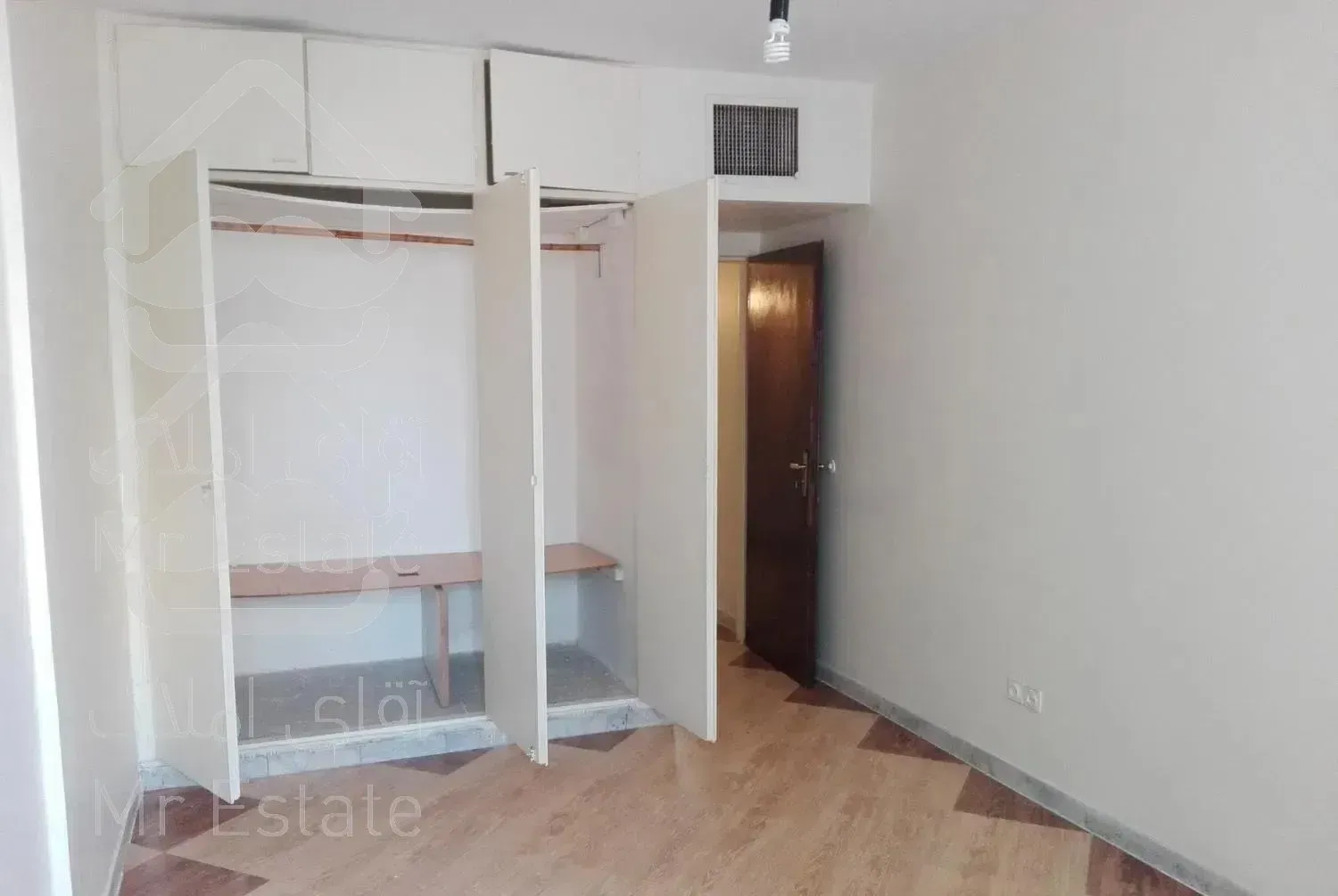 125 متر طبقه اول بلوار گلها