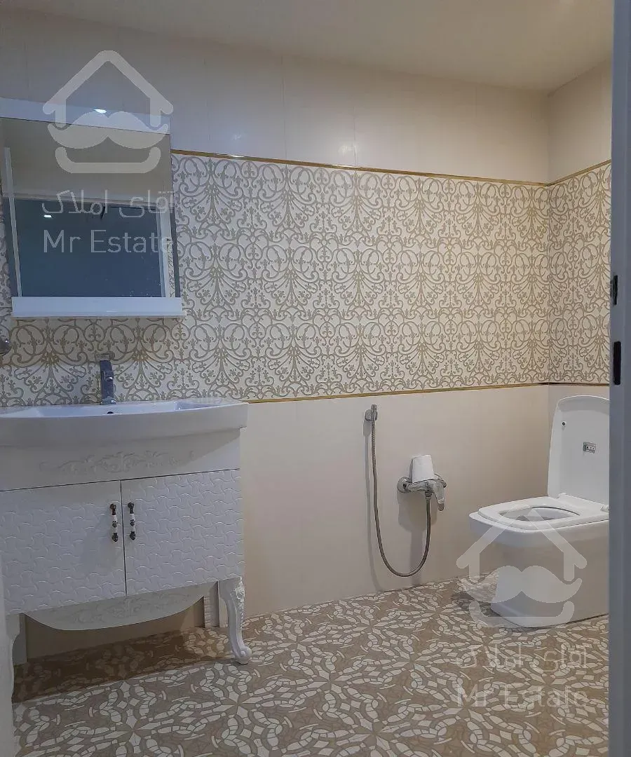 ۲۵۰ متر اپارتمان نوساز  شیک تک واحدی با امکانات