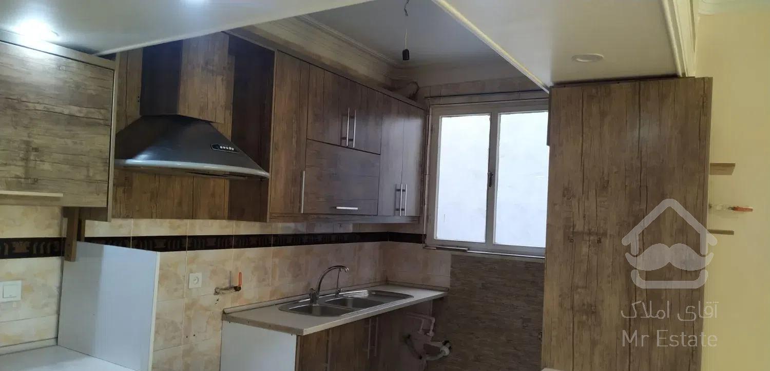 76 متر شرق پروین