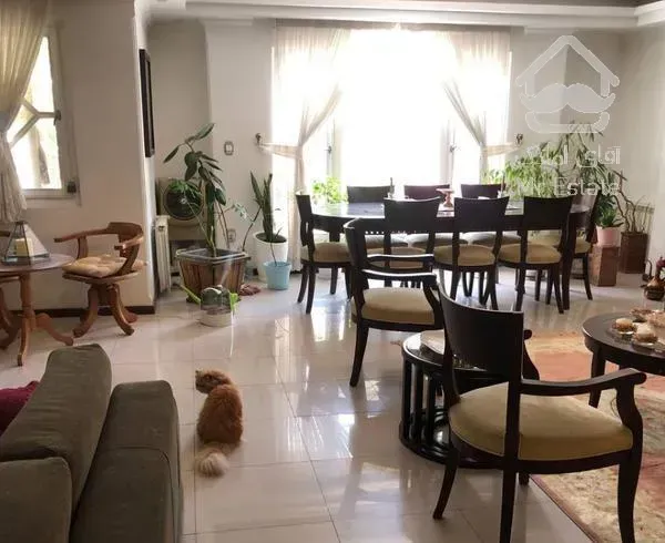 آپارتمان ۲۰۰ متری