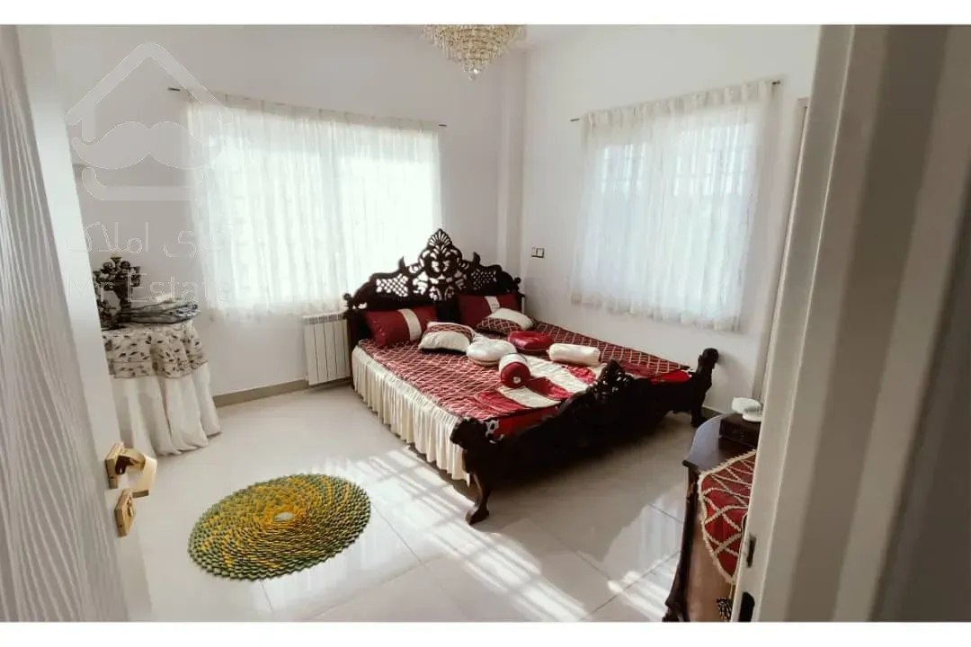 فروش ويلا باغ ١٢٠٠متري در شهر کلارآباد