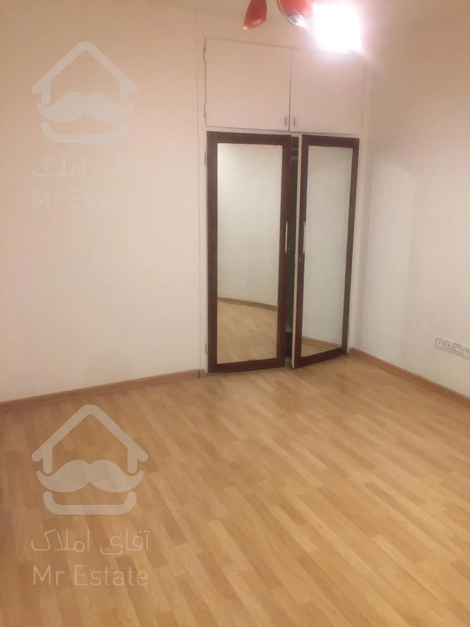 آپارتمان ۱۸۰ متری۳ خواب