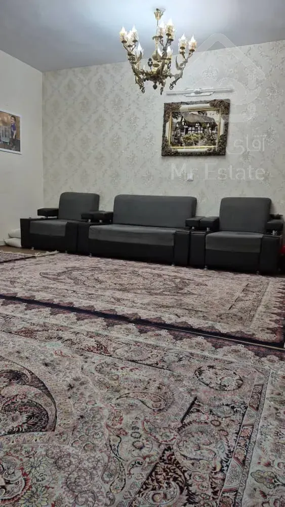 فروش فوری ۸۳متر دو خواب