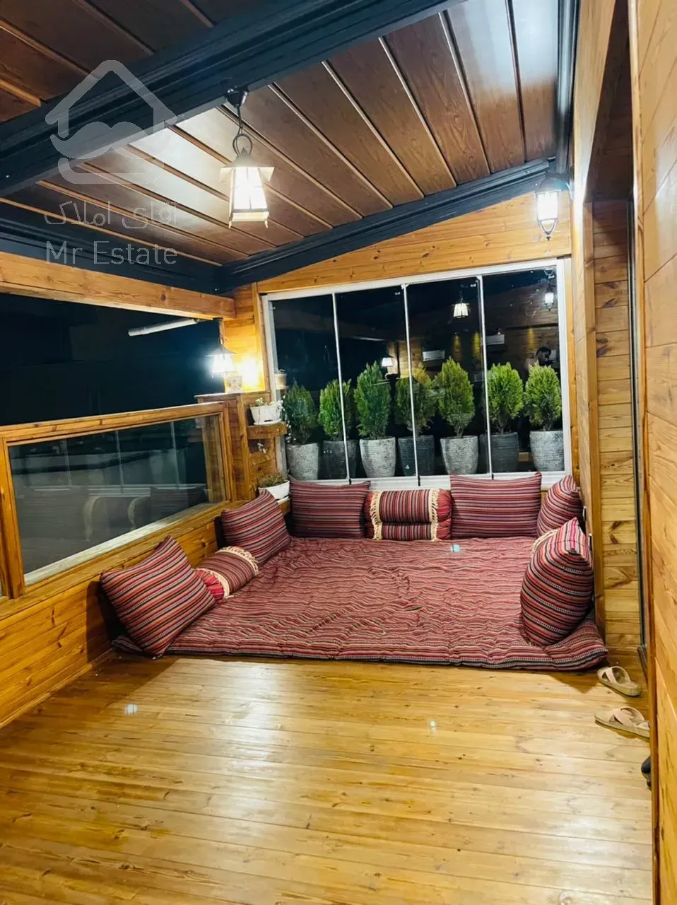 ۲۷۰ متر تریبلکس تراس قابل چیدمان بوکان