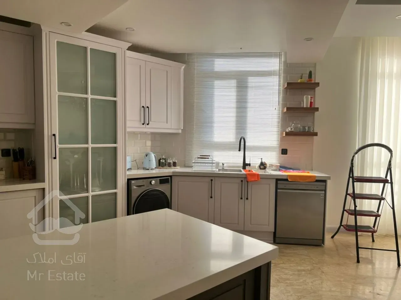 فروش آپارتمان ۷۵ متری ۲ خوابه فول امکانات در فردوس