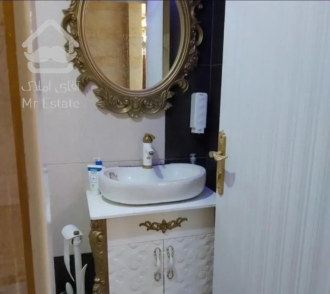 اپارتمان با کلیه وسایل و لوازم بفروش میرسد