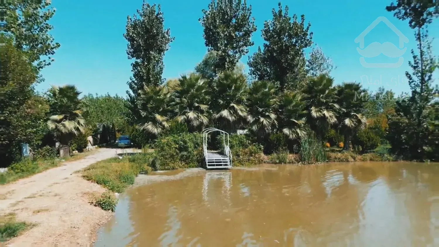 زمین مسکونی گردشگری 8 هکتار روبروی دریا مدارک کامل بندرانزلی