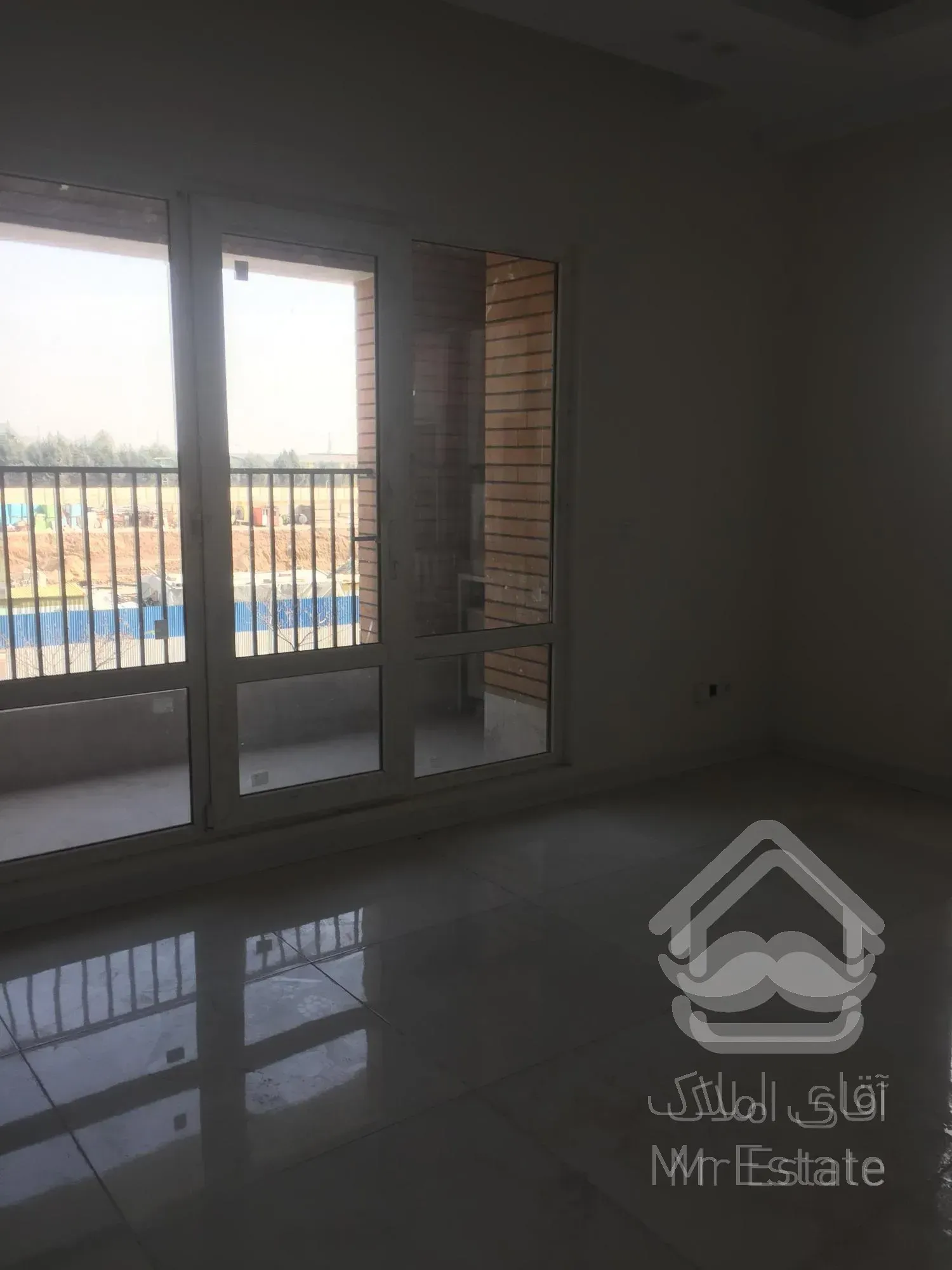 خرید واحد ۱۰۰ متری / اقساطی