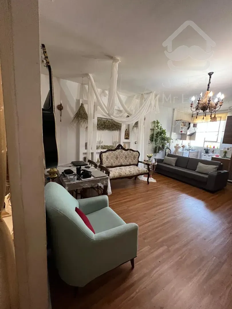 ۷۷متر۲خواب فول روبه افتاب