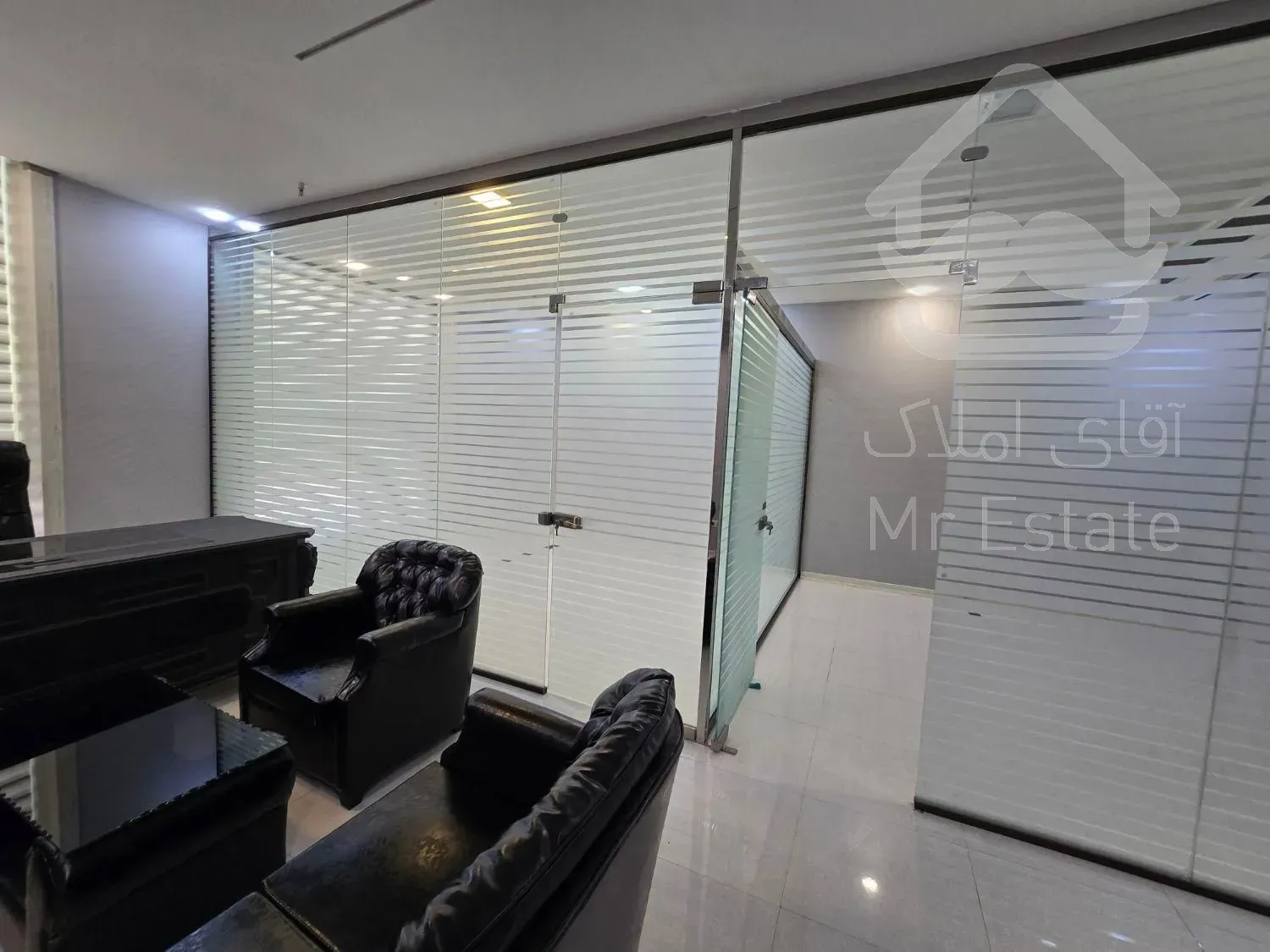 88مترسعادت آباد*موقعیت اداری*نوساز*فول امکانات