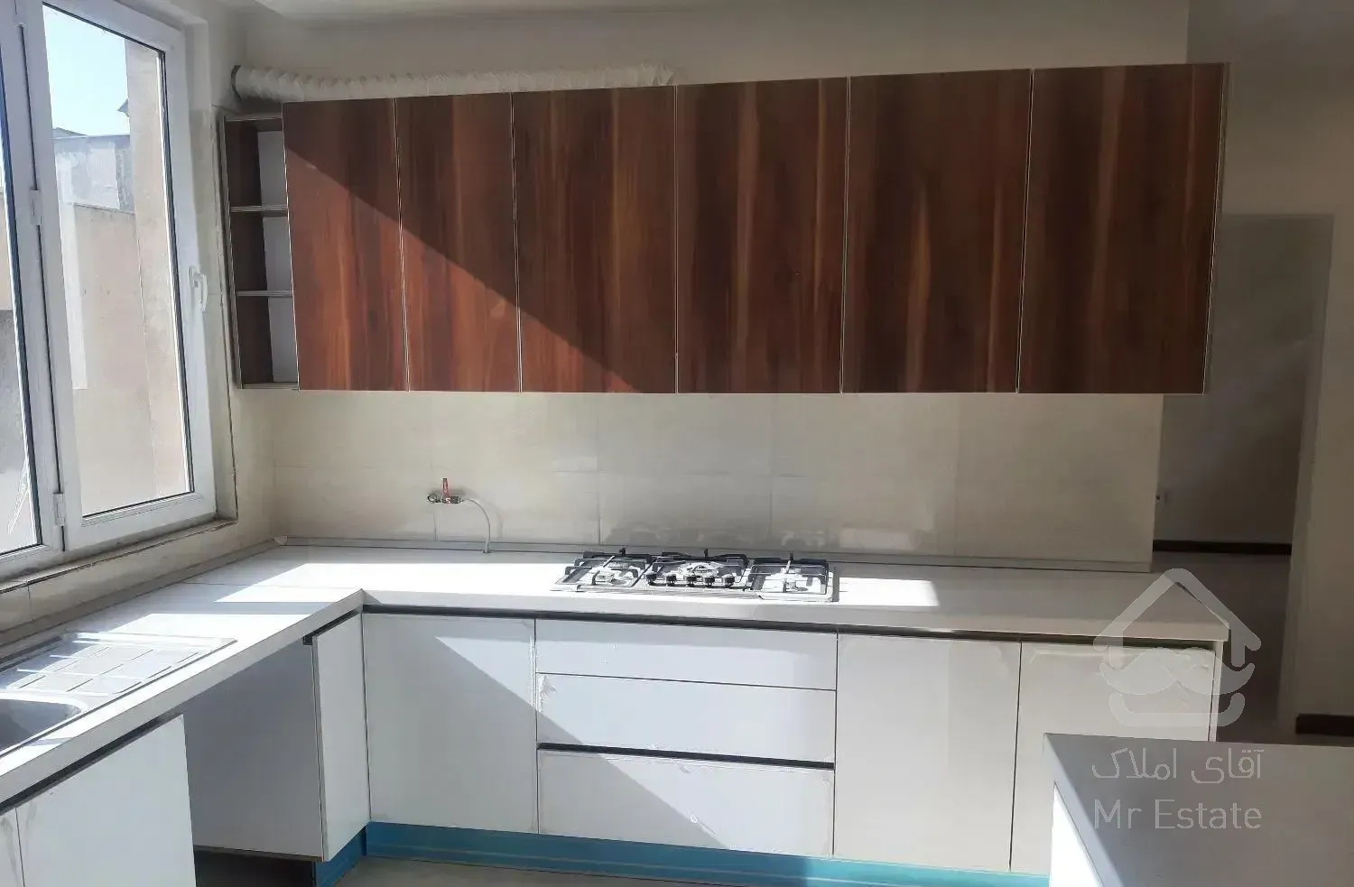 کلید نخورده / ۲ پارکینگ