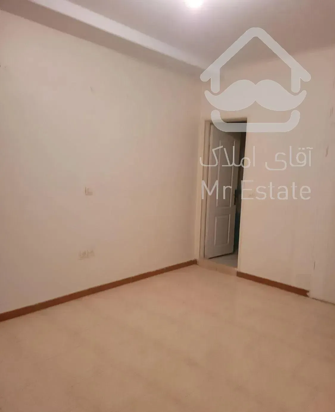 تهرانپارس 55متر اسانسور