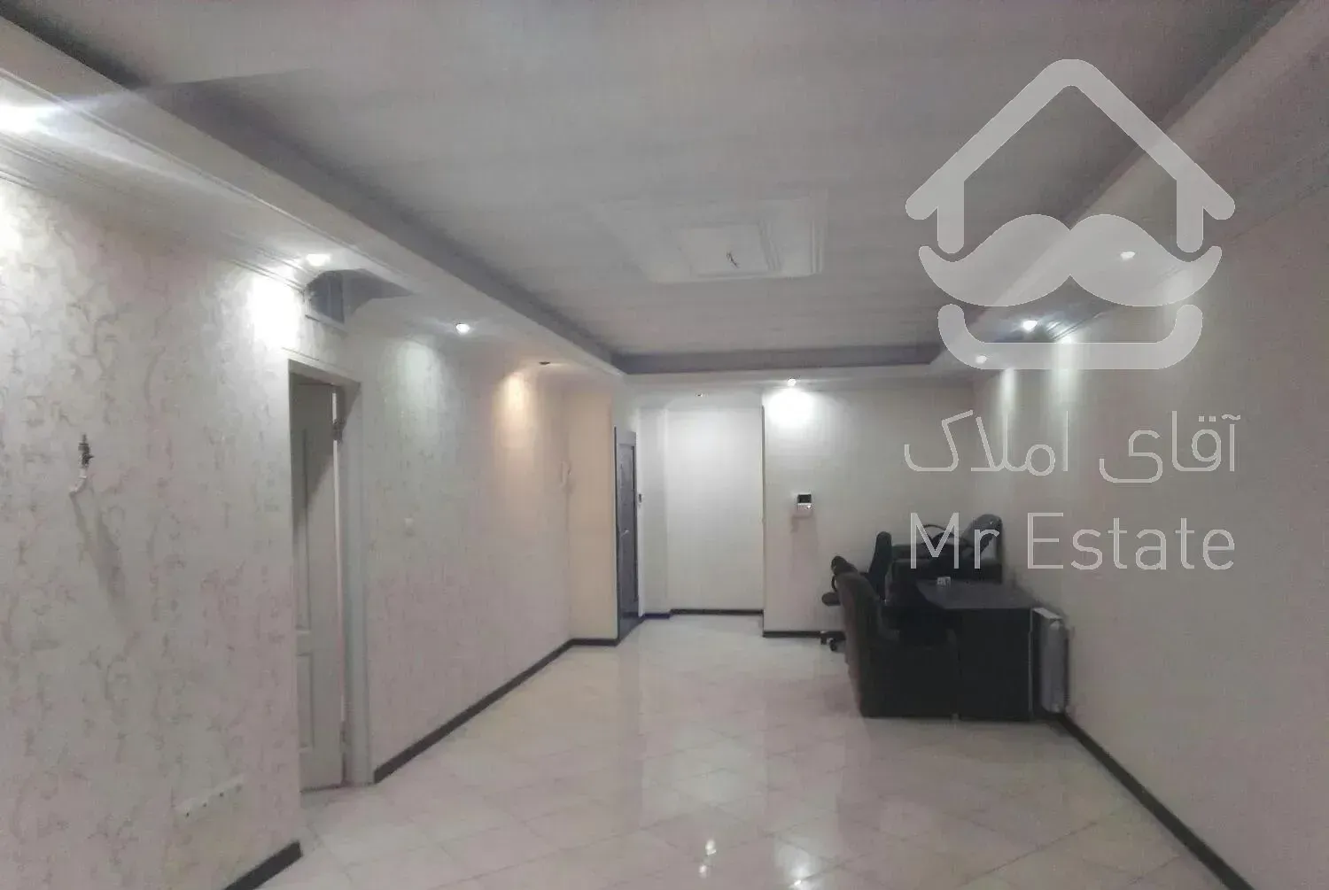 آپارتمان خ استخر 70 متر تک خواب فول امکانات تخلیه