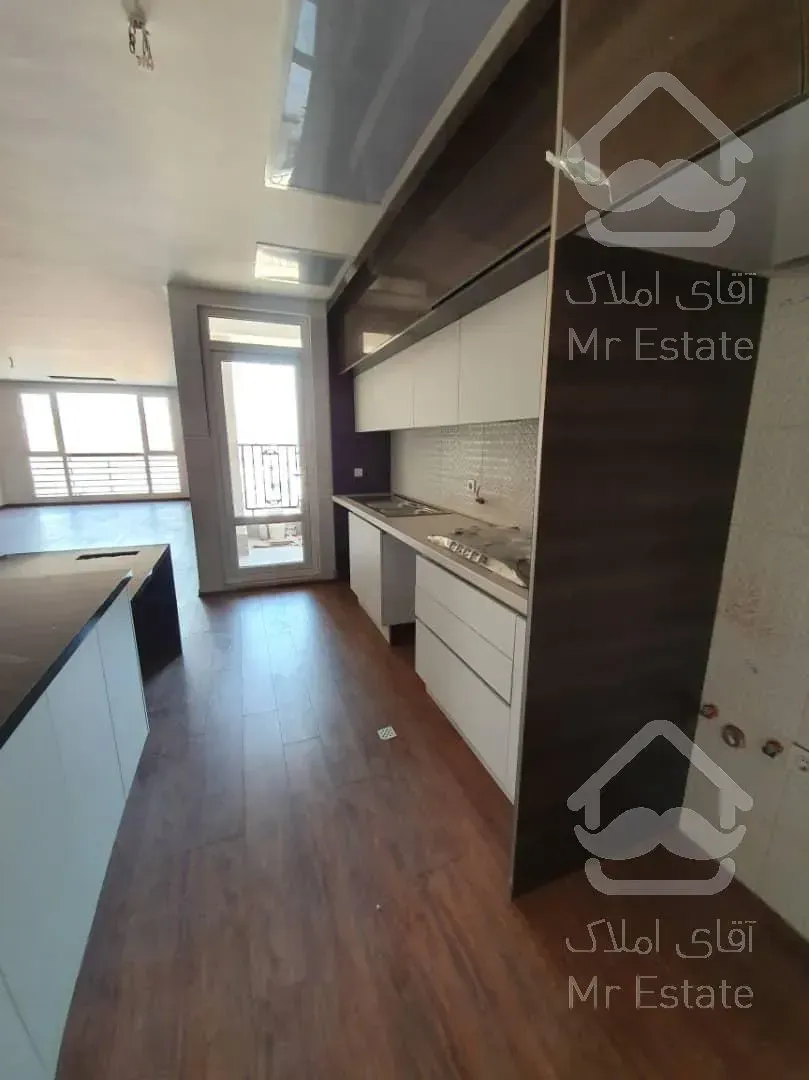 آپارتمان ۱۶۰ متری ۳ خواب  مروارید شهر