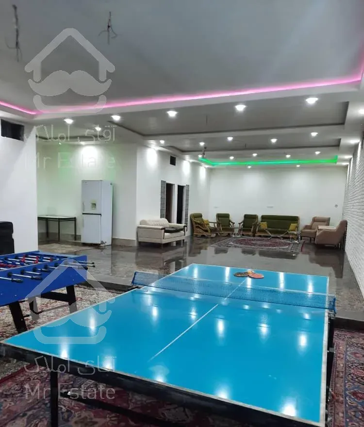 ویلای 900متری 3خواب استخرسرپوشیده ابگرم بزرگ