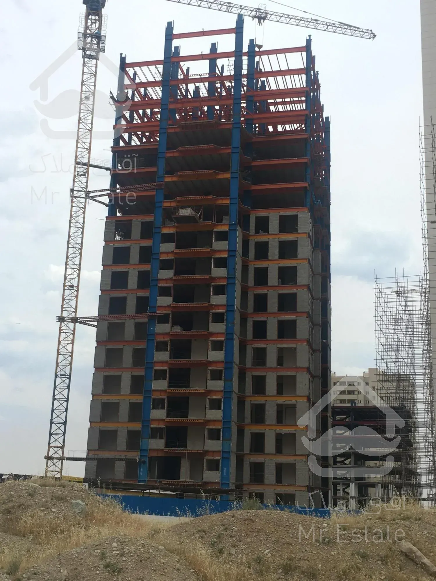 ۱۳۵ متر برج سفیر دریاچه چیتگر تعاونی سپاشهر