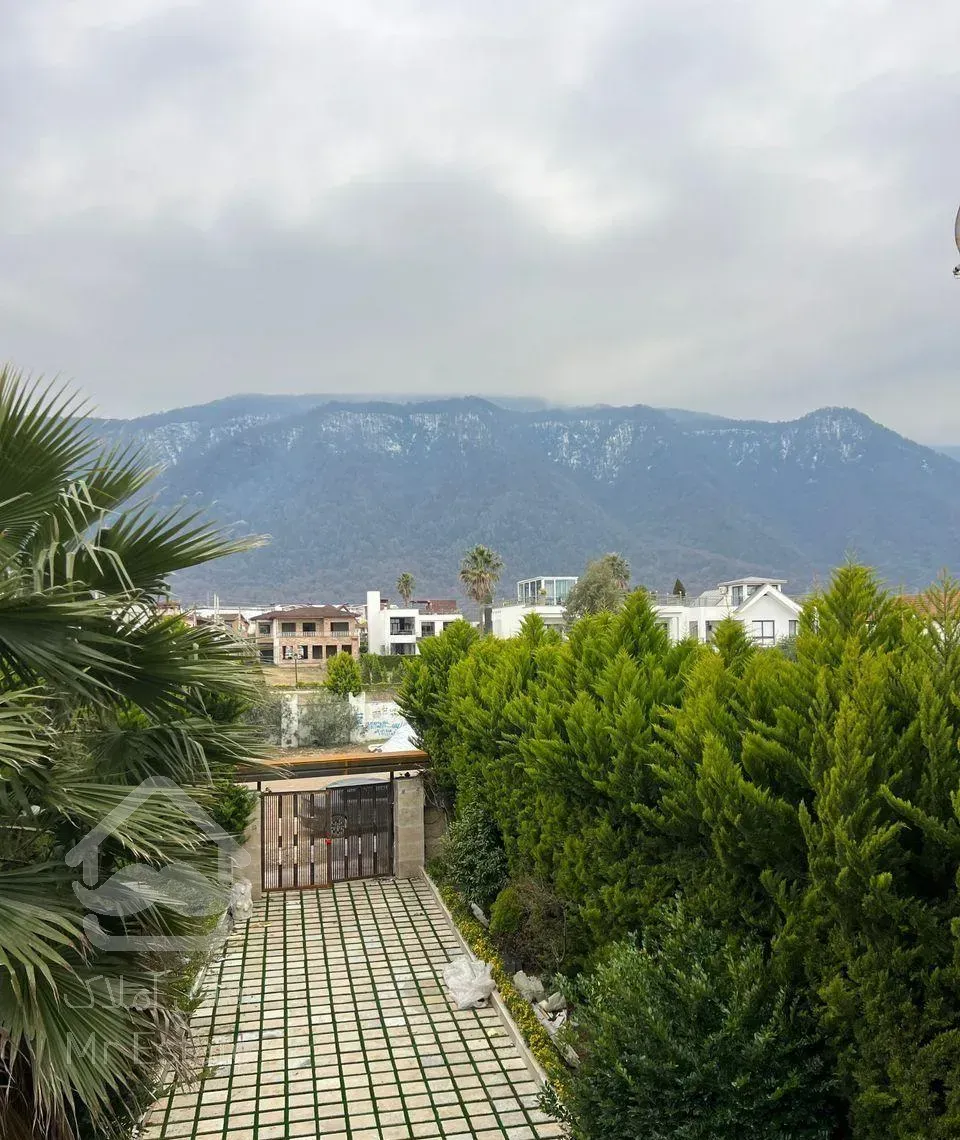 نخ شمال /سند پایانکار /ویو جنگل/380متر باغ ویلا