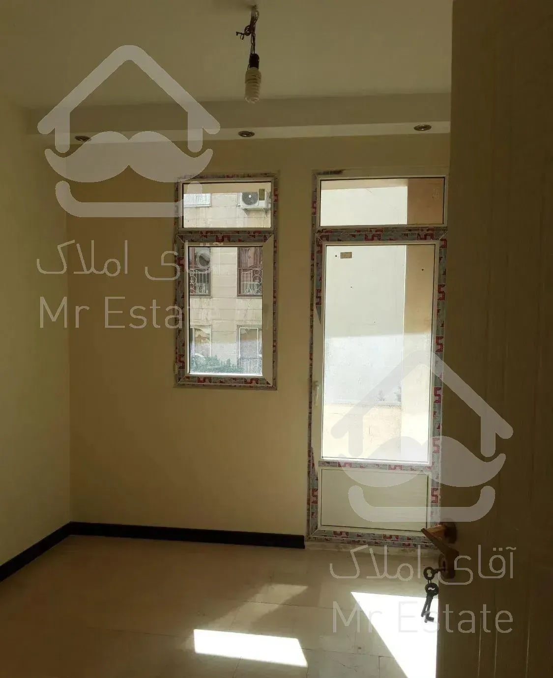 ۱۰۶مترشیخ بهایی انصاری ازاد