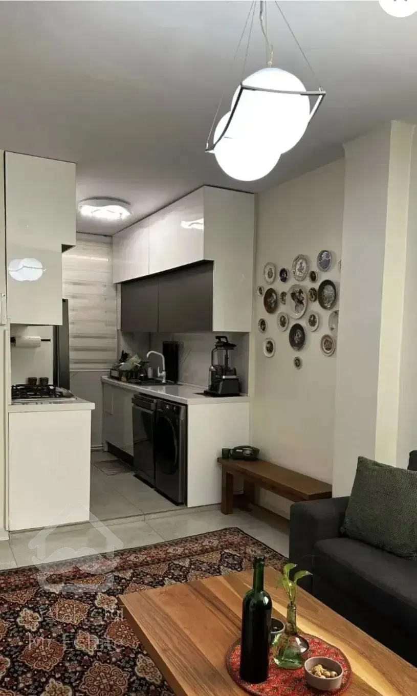 فروش ساختمان دربست ۳ طبقه