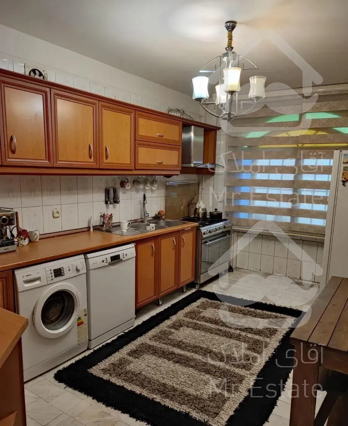 ۱۴۰ متری قبا سه را ضراب خانه