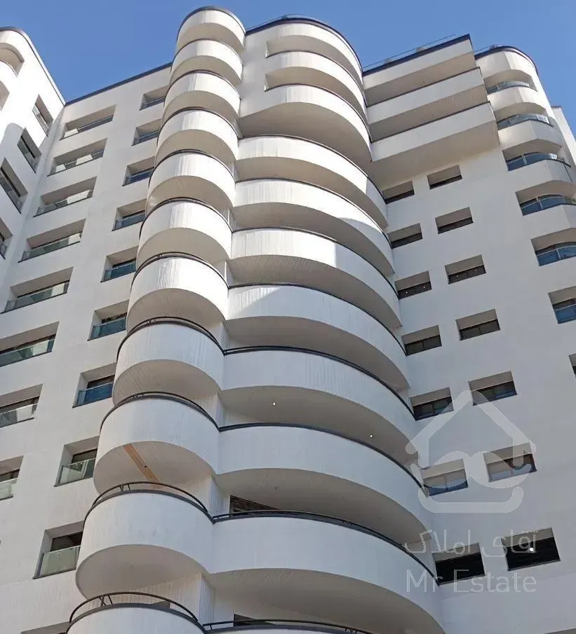 برج باغ 145 متر/ تراس قابل چیدمان