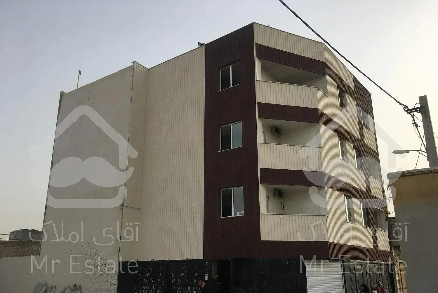 آپارتمان ۱۱۰ متری صفر و خام عاشق آباد