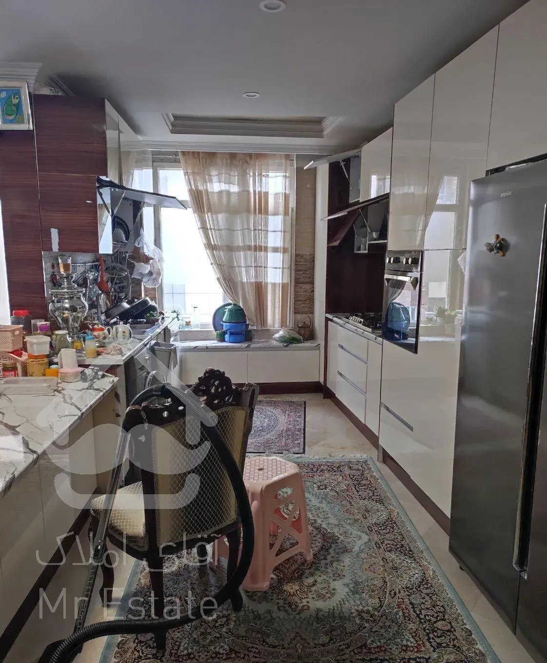 آپارتمان ۱۳۷ متری تک واحدی در ازگل