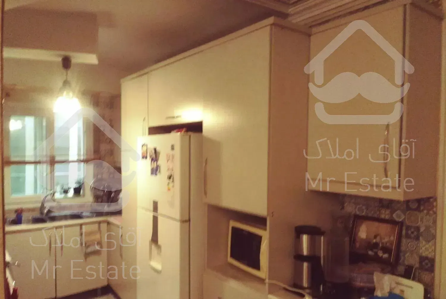 آپارتمان 86 متری دو خوابه بازسازی شده در ایرانشهر