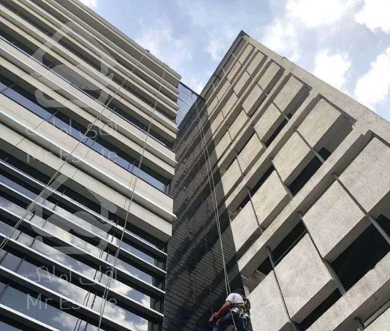 نماشویی شستشوی نما پیچ رولپلاک نما نصب توری