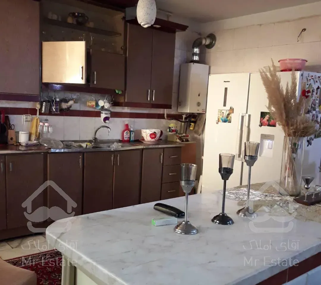 یک طبقه فروش از ۳ طبقه ویلایی