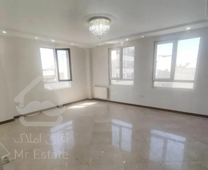 ۶۰ متر*سالن پرده خور* سازه ای شیک*بهنام