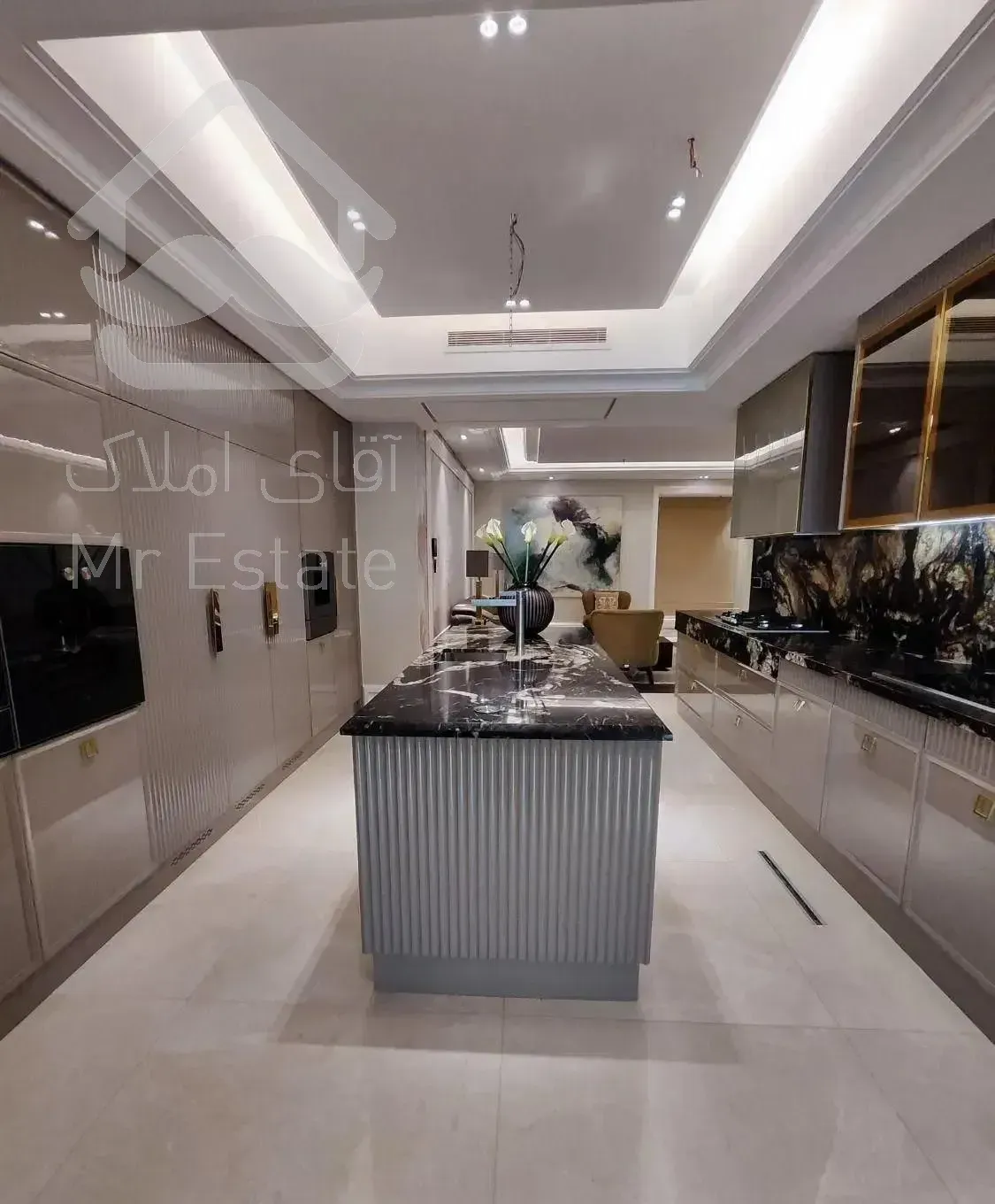 فرشته / ۱۵۵ متری / جنوبی / صفر / فول امکانات