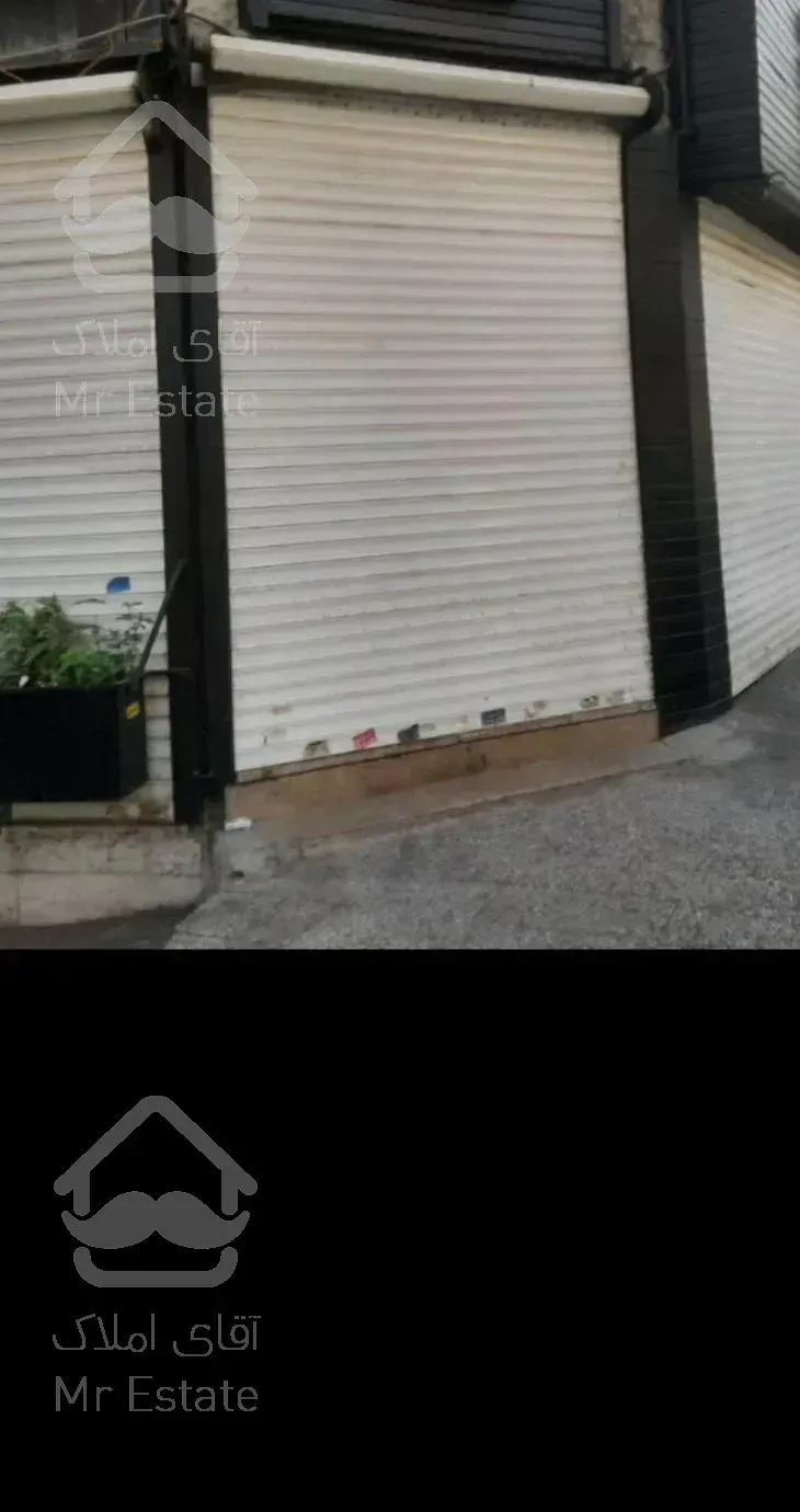 بلوار آجودانیه ۱۲۶ متر مغازه فروشی با ملکیت