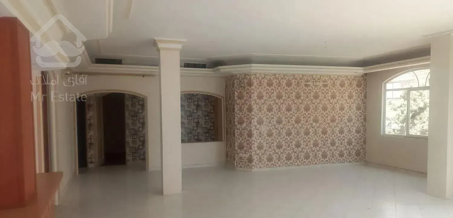 ۱۳۵متر ۳خوابه با آسانسور *هنرستان-صارمی*