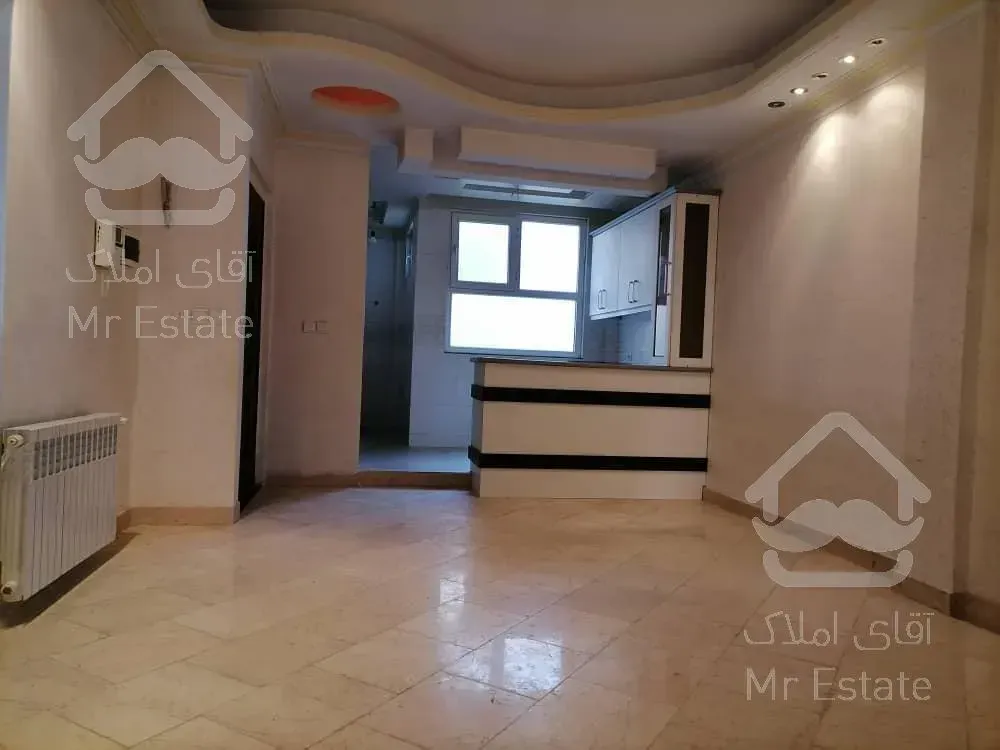 آپارتمان ۶۰ متری ۲ خواب،سال۹۴، لوکیشن شادمان،امکانات عالی، خوش نقش