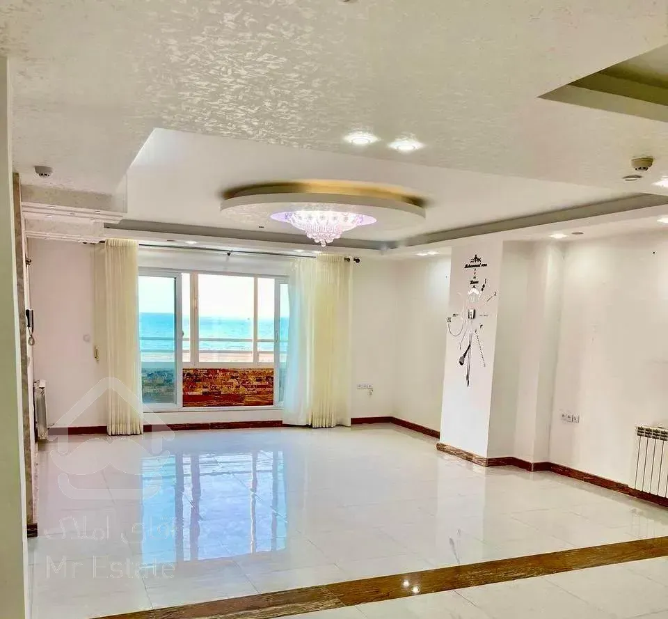 واحد ۱۱۰ متری مناسب زندگی نزدیک دریا