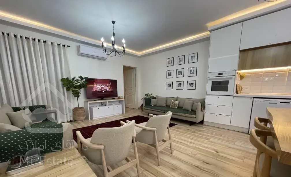 84متر/دوخواب/خوش نقشه/آسانسور دار/خوش مقام