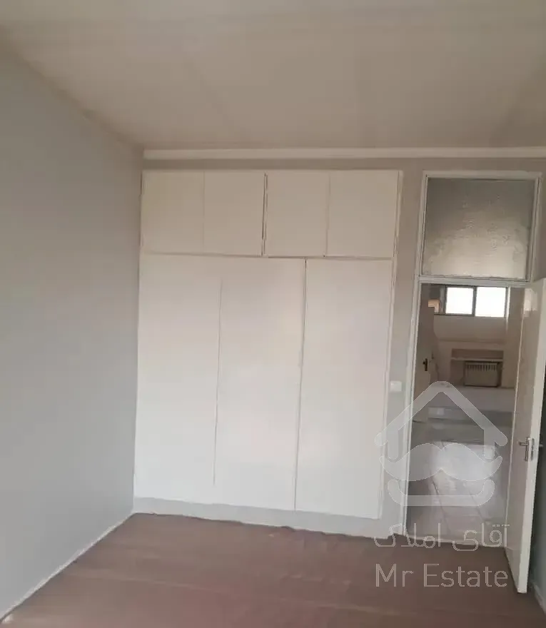 ۱۲۰ طبقه ۲، شریعتی جنوبی، پاستور