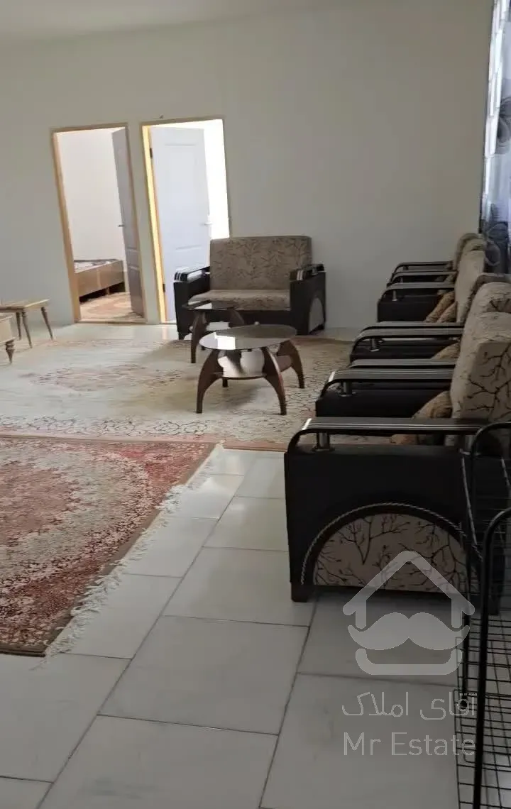 یک منزل مسکونی  120 متری طبقه اول