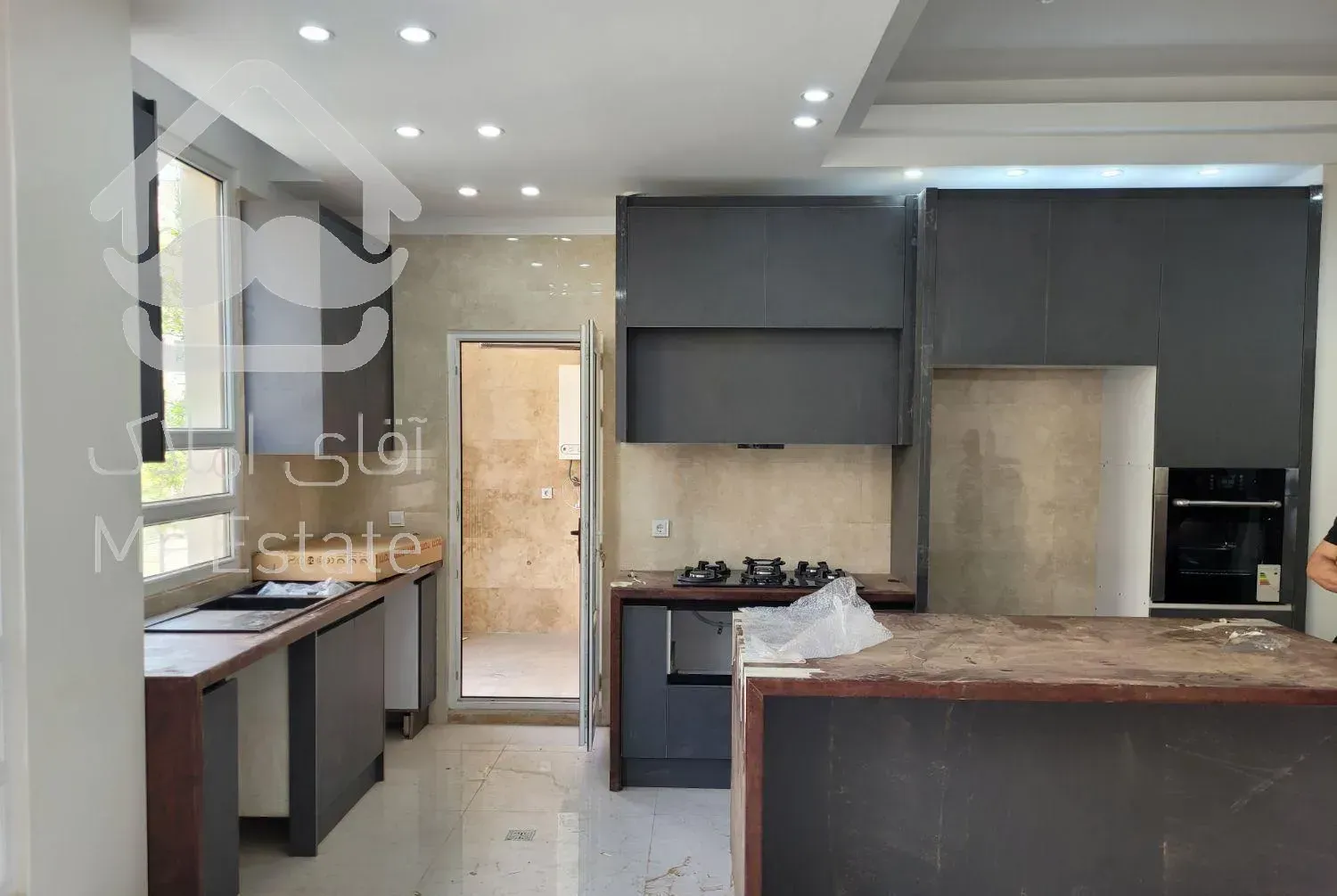 آپارتمان ۹۰ متر ، دو خوابه ، نوساز