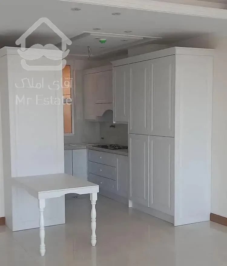 آپارتمان/110 متر /دو خواب نوساز /ظفر