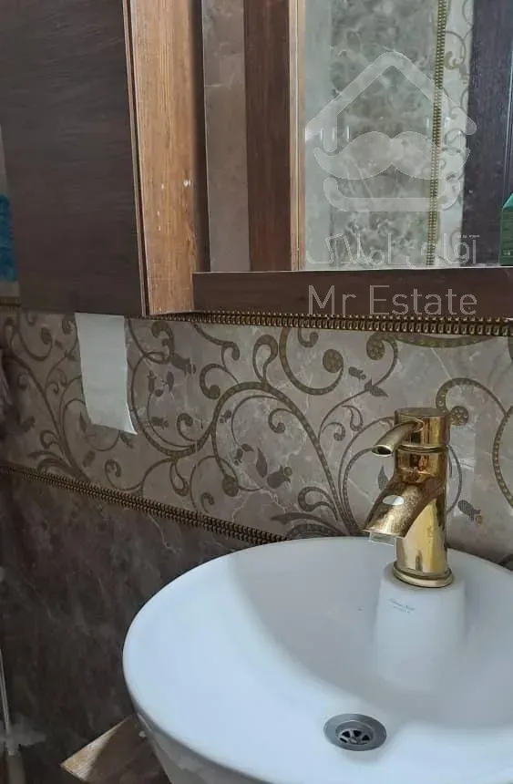 ظفر 96 متر دو خوابه لوکیشن دنج