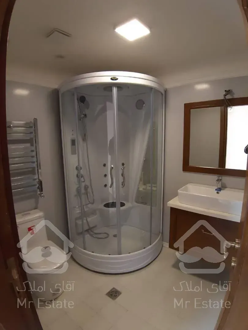 آپارتمان ۱۹۰مترفرمانیه نوساز۳خواب فول امکانات تراس