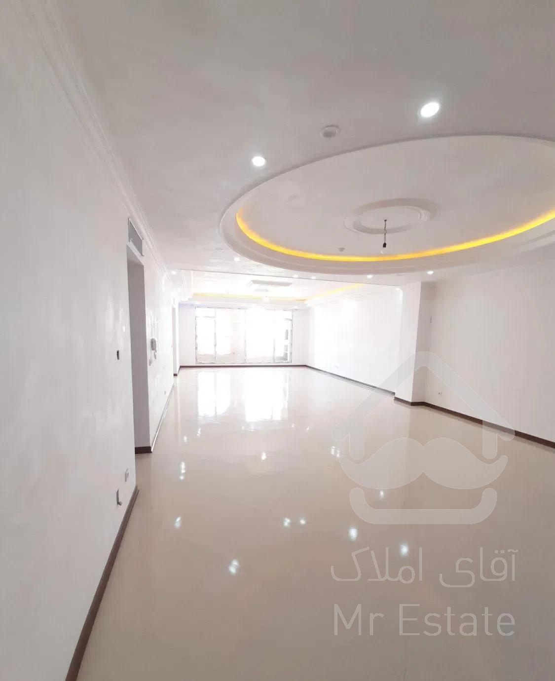 آپارتمان ۱۶۸ متری رو به نما