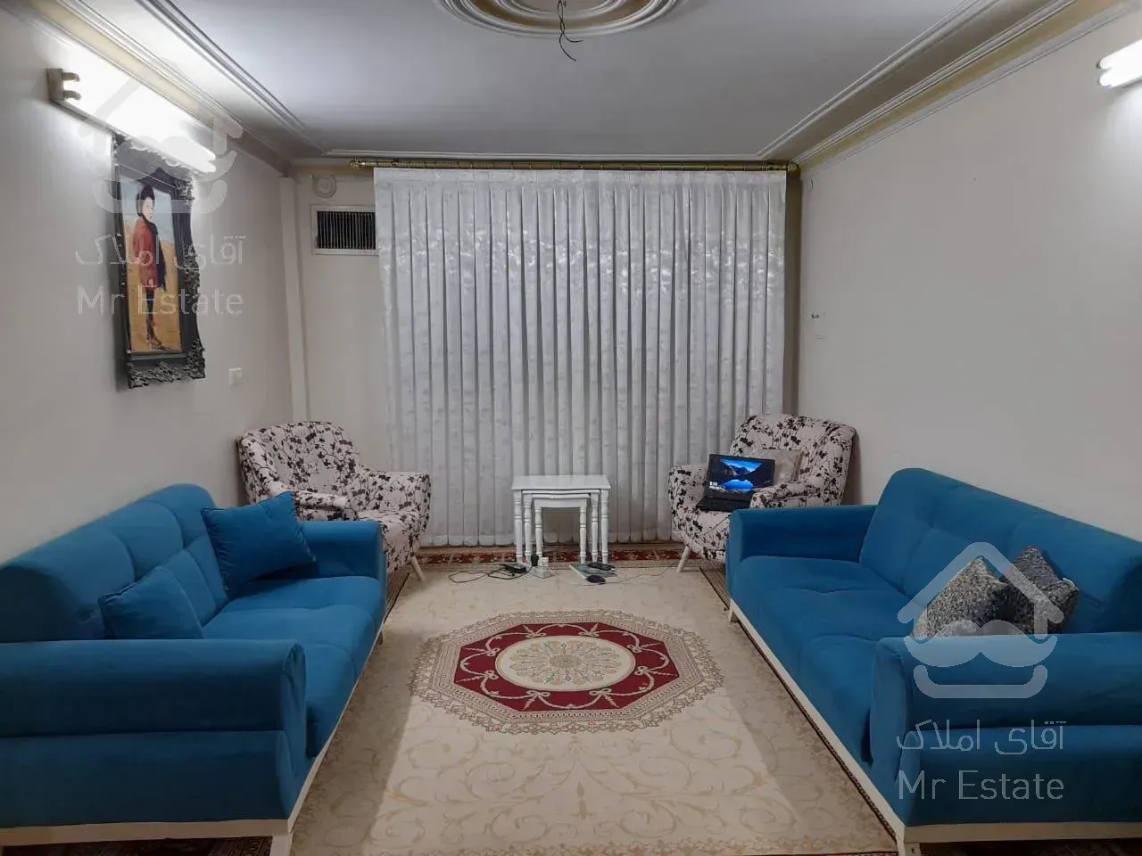 طبقه همکف ساکنین آرام