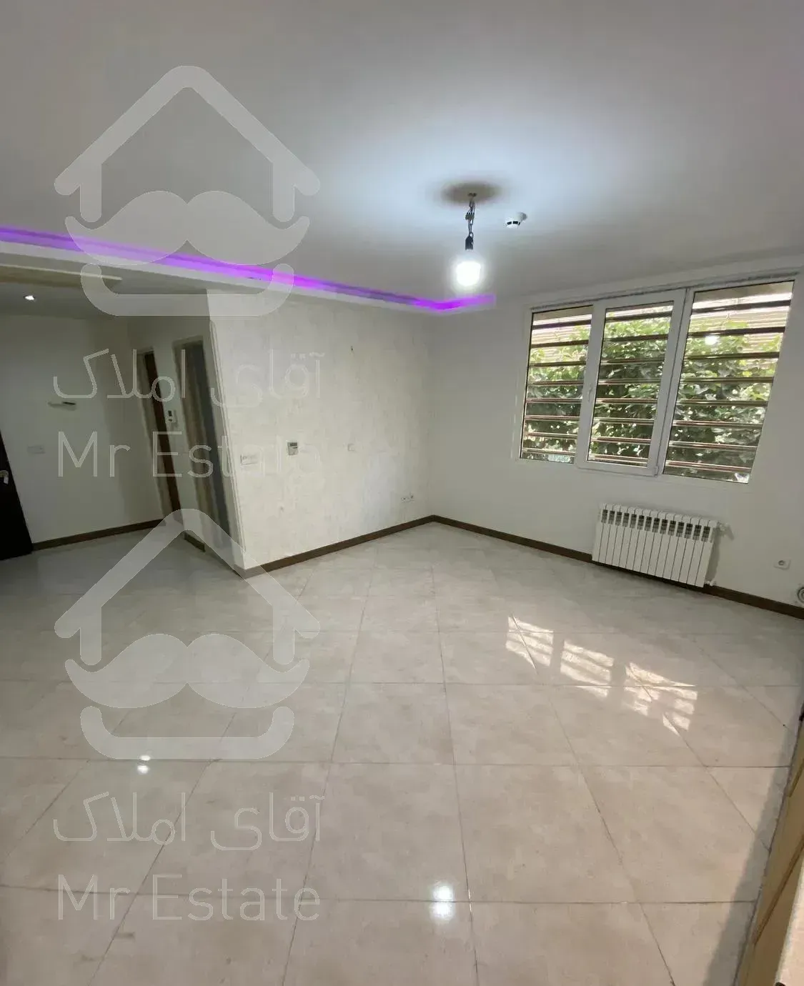 ۵۵ متر روبه جنوب ( فول با تراس ) الاله شرقی