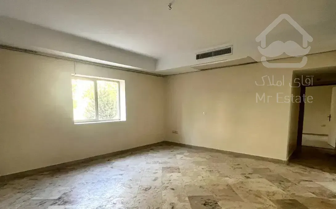 ۹۲ متر، ۲خ، نقاشی شده، آسانسور دار، آبشار