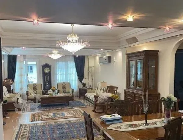 حصاری 200m تک واحدی 12 ساله مشاعات عالی/ ۲ جهت نور